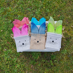 Hasenebutel mit bunten Ohren