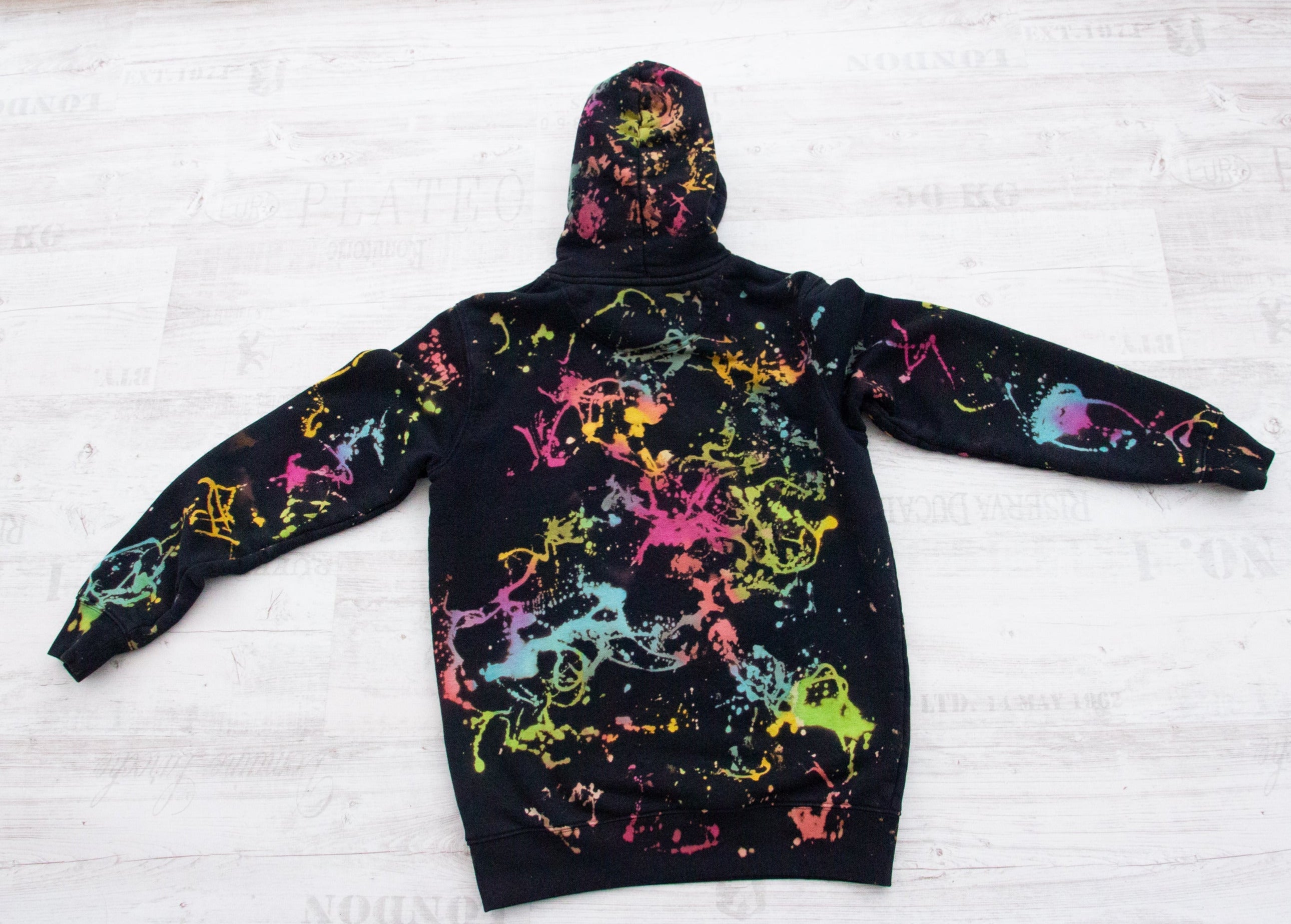 Kinder Batik Hoodie Unique
