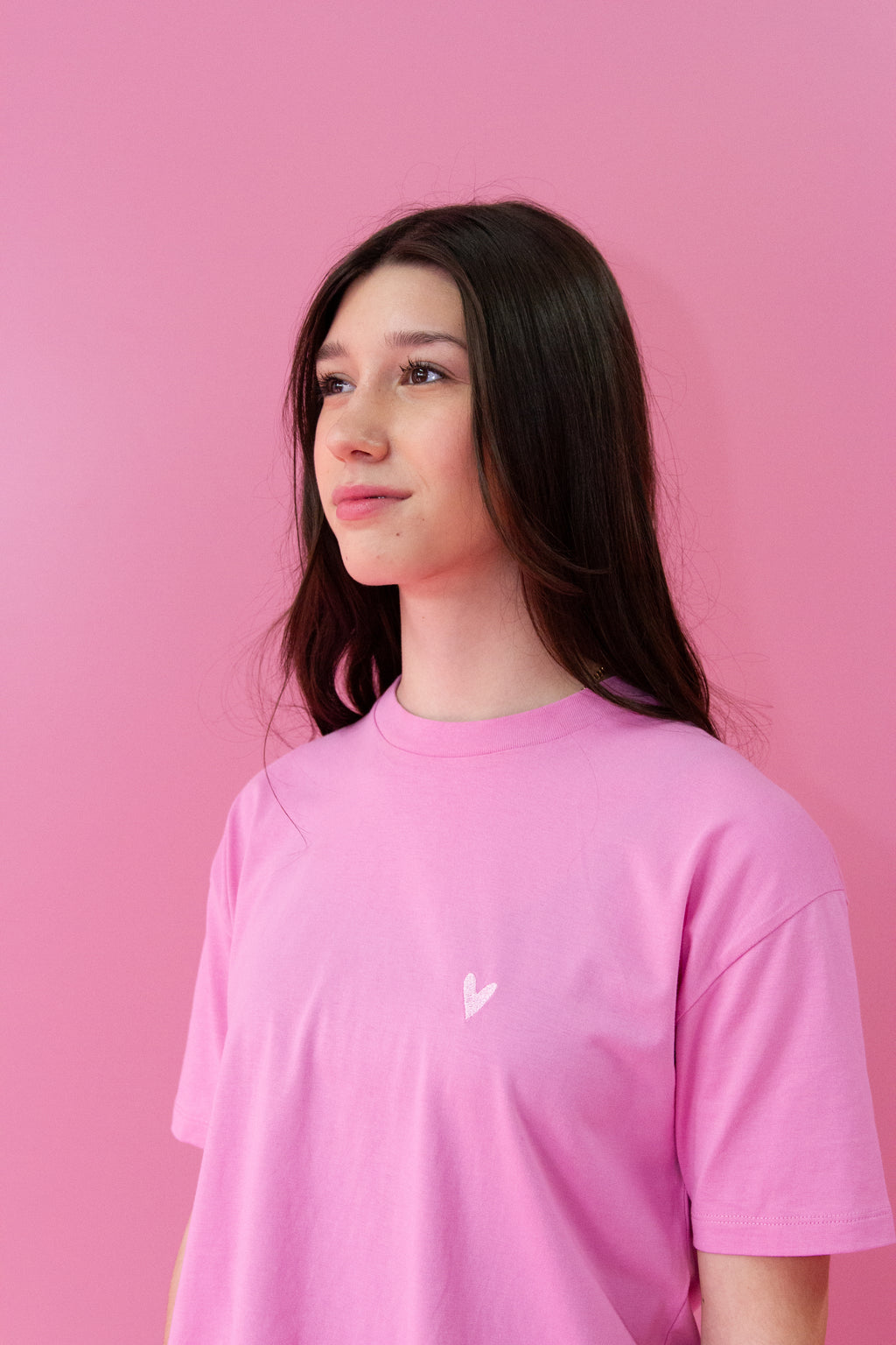 Damen T-Shirt "Boxy"mit gesticktem Herz