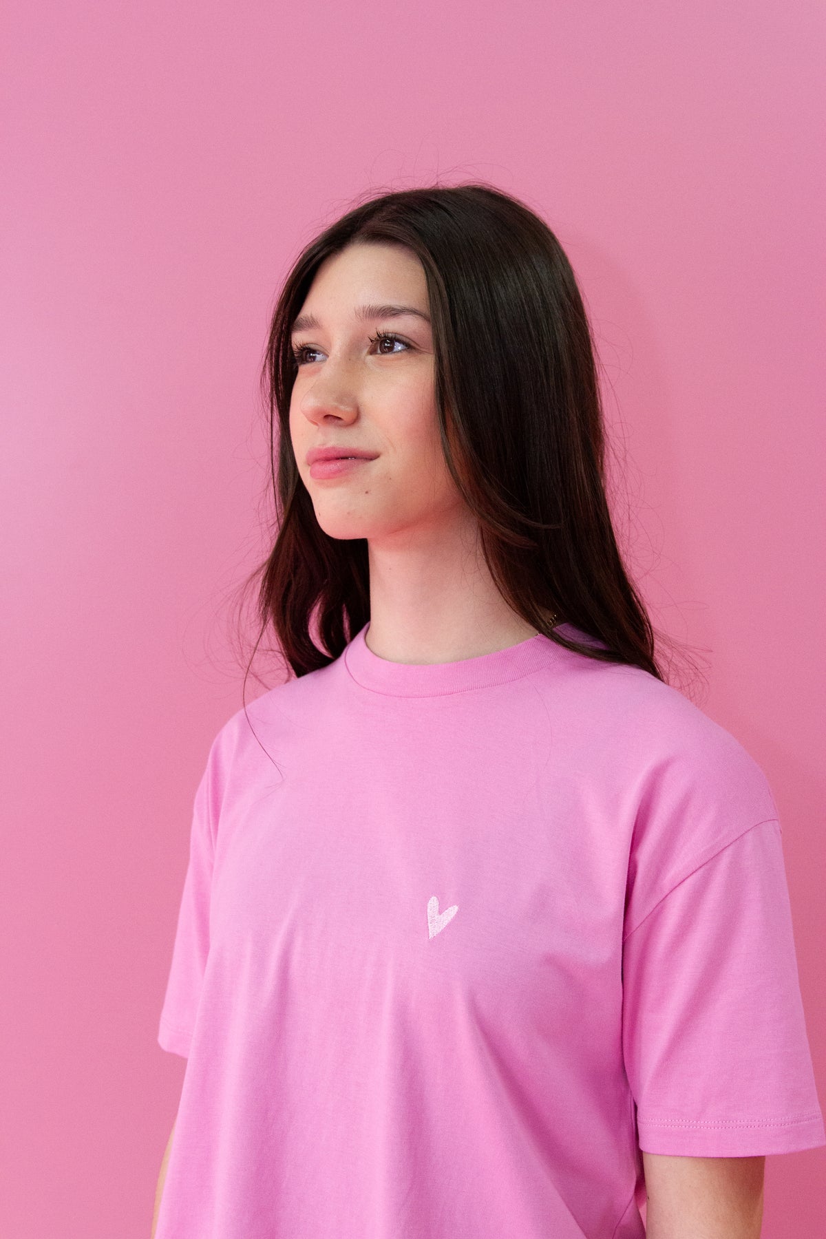 Damen T-Shirt "Boxy"mit gesticktem Herz