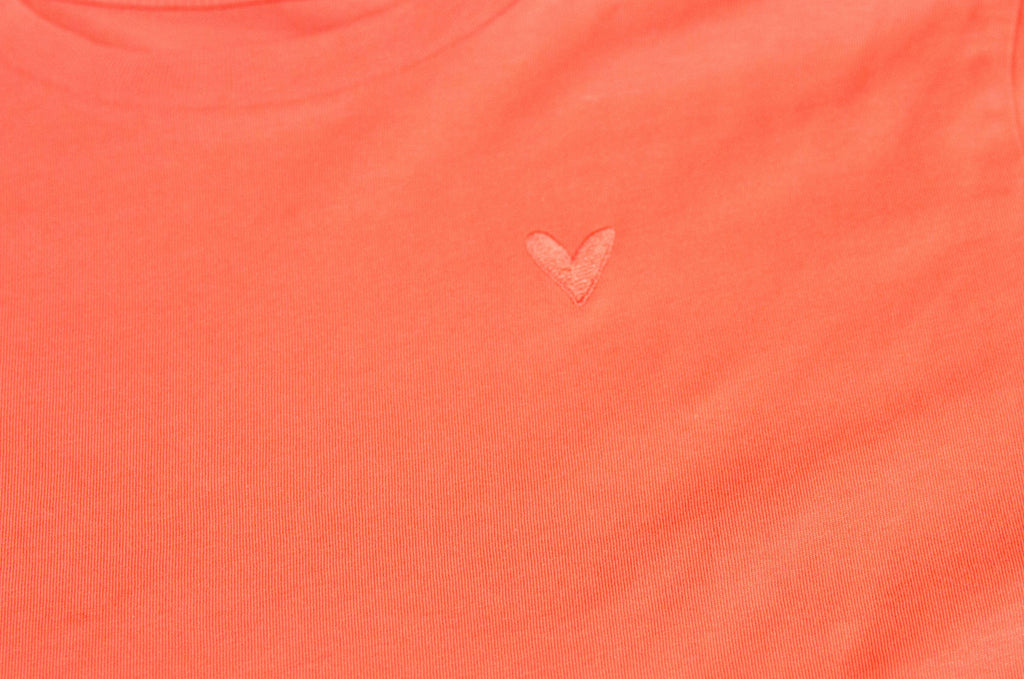 Kinder T-Shirt "Iconic"mit gesticktem Herz