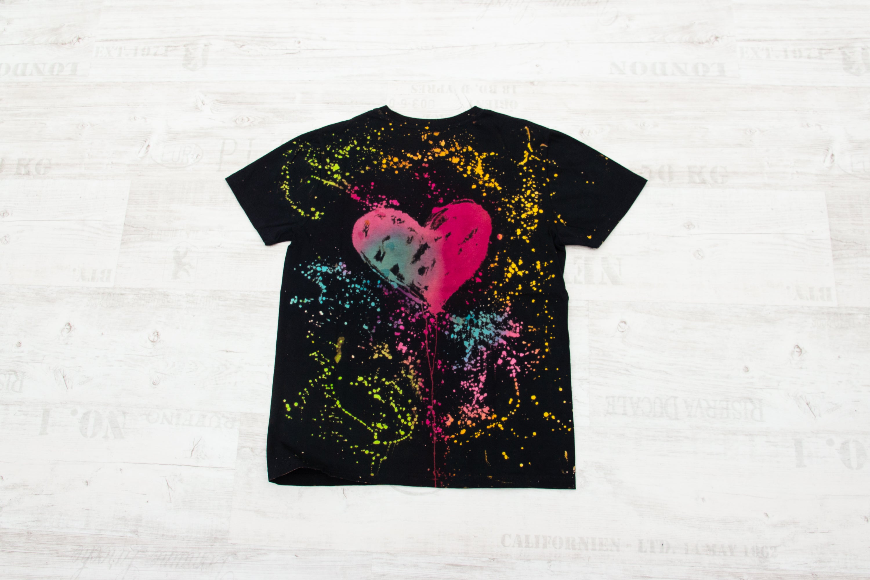 Batik T-Shirt Unique