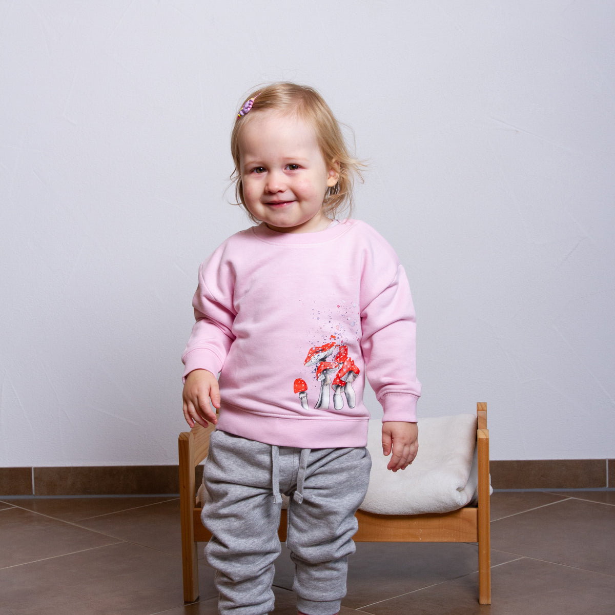 Baby Sweatshirt mit Fliegenpilz "Little red Riding Hood"
